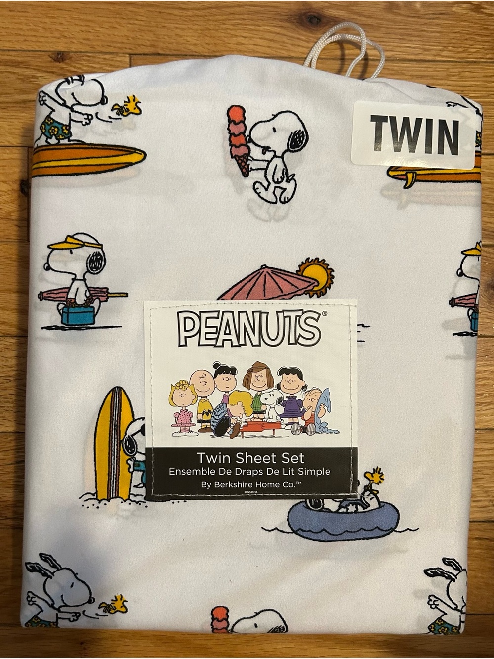 Peanuts Twin Sheet Set - White with Yellow & Blue Cartoon Print NEW